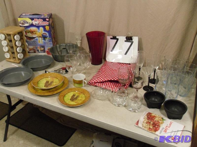 New Plate Caddy Set, Glasses, Vase, Crown Roy...