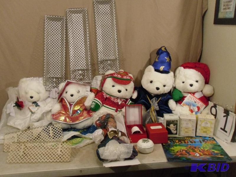 Metal Shelves, Assorted Santa Bears 1991, 199...