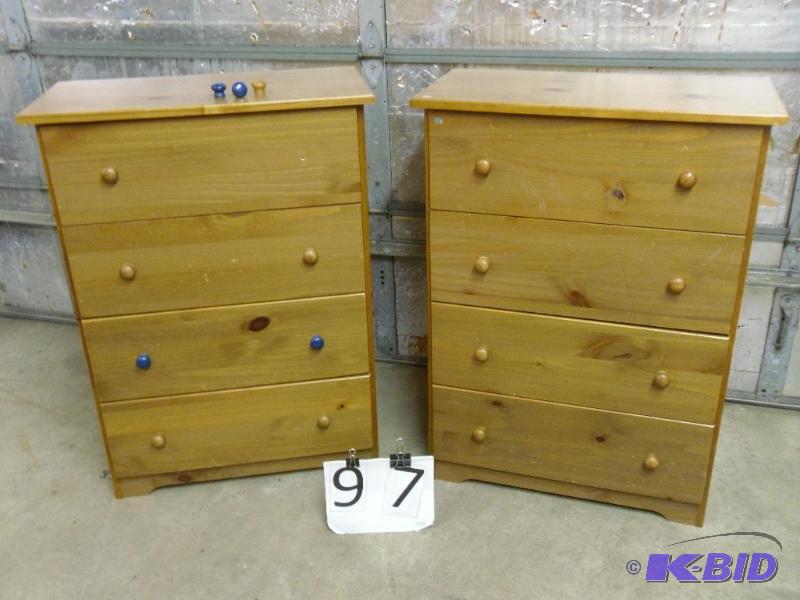 2 Matching 4 Drawer Dressers. Scratches, scuf...