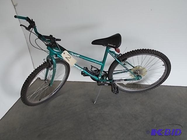 lot 2 image: Magna 26" Mtn. Tamer, 18 Speed...