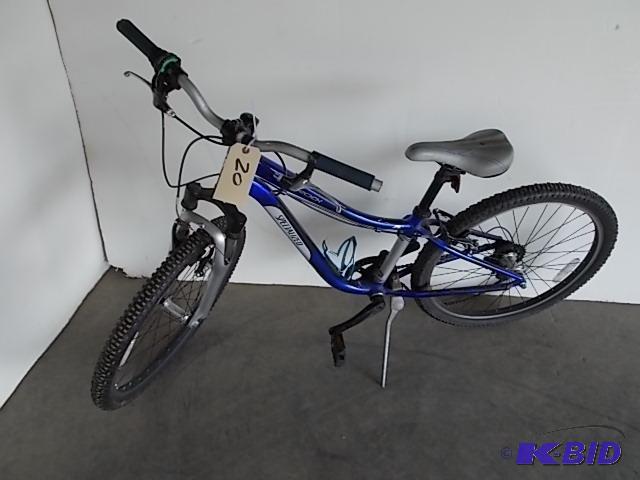 lot 20 image: Specialized 24" Hot Rock, 7 Speed...