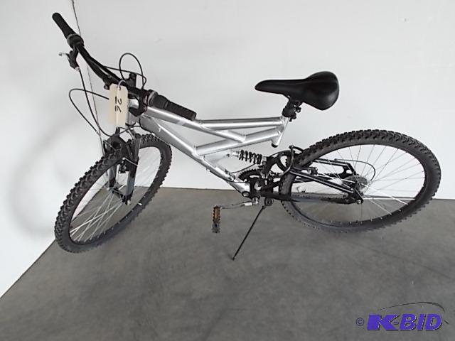 lot 26 image: Dynacraft 26, 21 Speed...