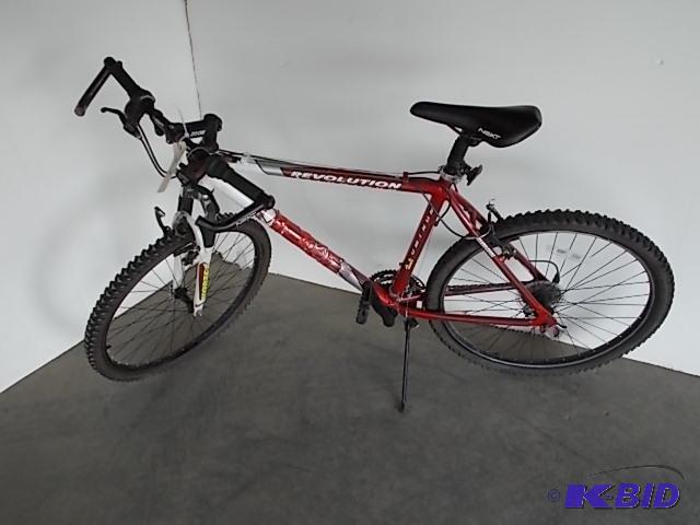 lot 27 image: Next 26" Revolution, 21 Speed...