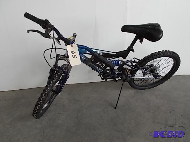 lot 65 image: Magna 20" Excitor, 7 Speed...