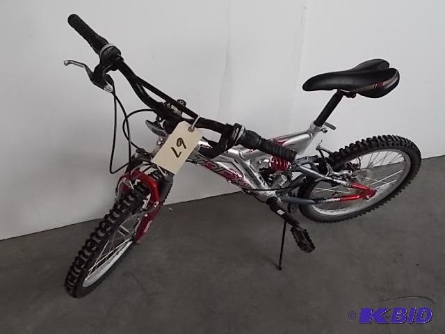 lot 67 image: Triax 20" PK.7, 21 Speed, Near New...