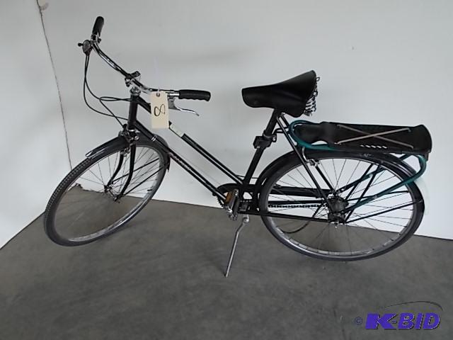 lot 8 image: Raleigh 26" LTD-3, 3 Speed...