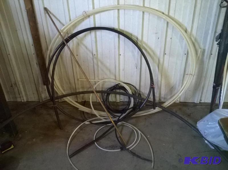 lot 114 image: Lot of Assorted Tubing