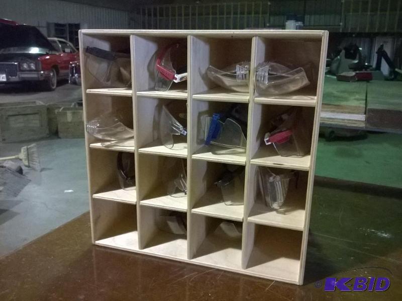 lot 125 image: 14 Pairs of Safety Glasses in Rack