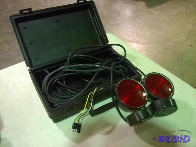 lot 160 image: Magnetic Trailer Lights, in Black Case