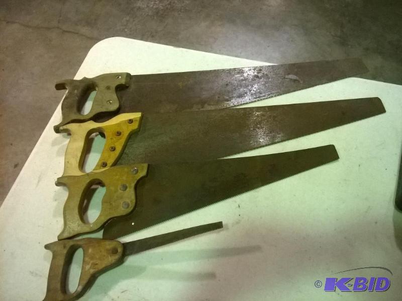 lot 162 image: Handsaws Lot of 4