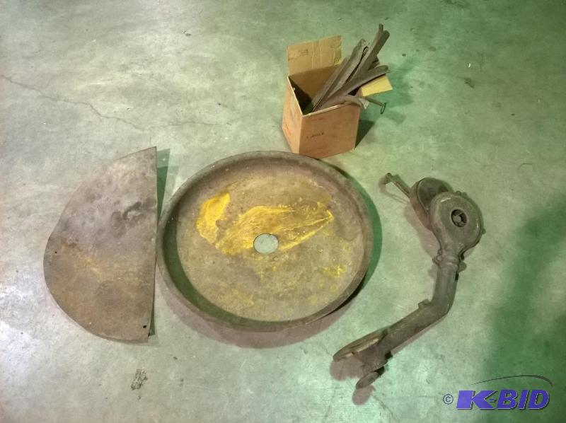 lot 21 image: Antique Forge