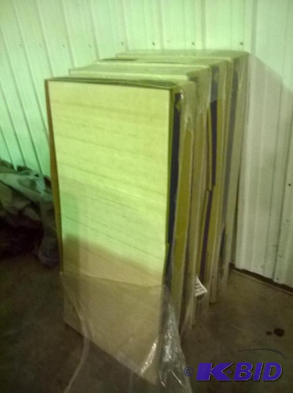 lot 214 image: Ceiling Panels, 4 boxes of 10
