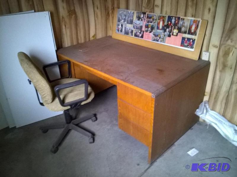 lot 240 image: Desk with Chair & Photo Holder (photos not inc)