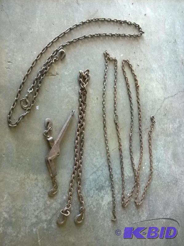lot 53 image: Lot of Heavy Chains & Clamp Down