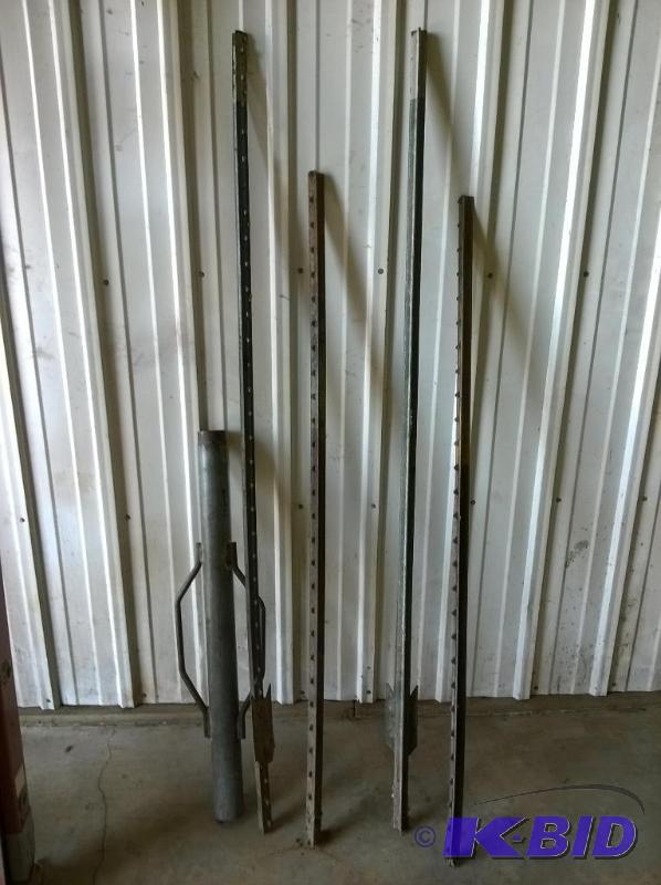 lot 66 image: Fence Post Driver with 4 Posts