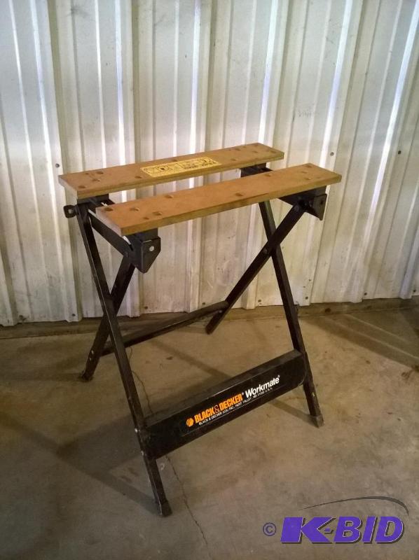 lot 90 image: Black & Decker Workmate Work Bench