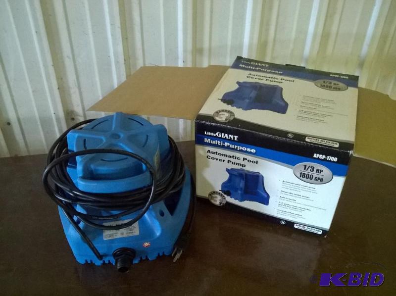 lot 93 image: Little Giant 13hp Water Pump, APCP-1700