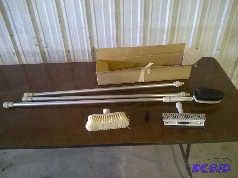 lot 94 image: Painting Extensions & Attachments