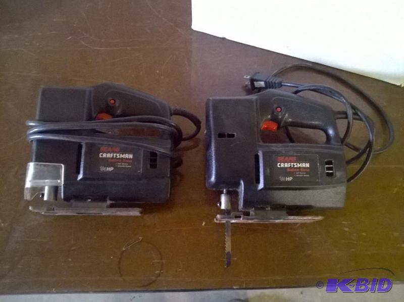 lot 98 image: Craftsman Sabre Jig Saws, Lot of 2 315.172040, power on