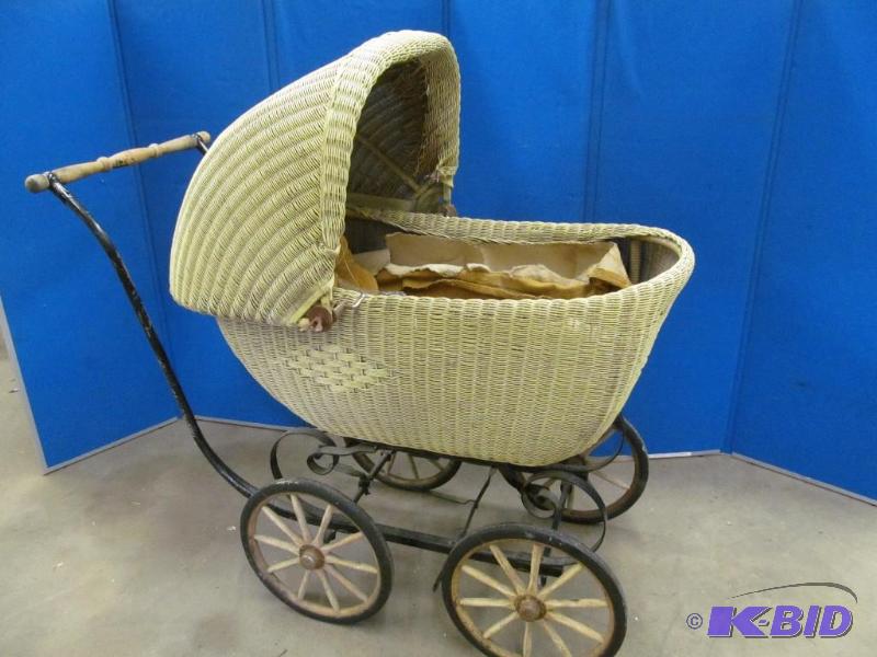 lot 1 image: Vintage