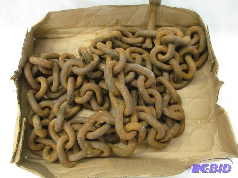 lot 15 image: Chain