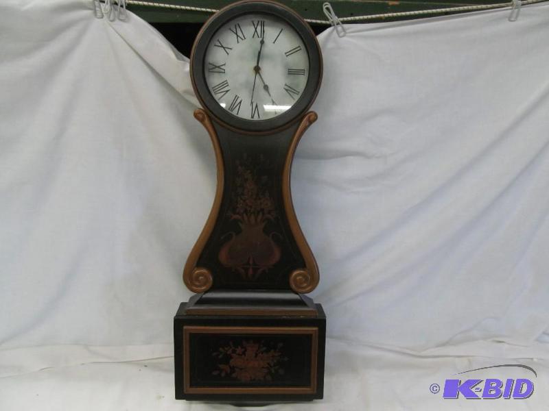 lot 201 image: Clock
