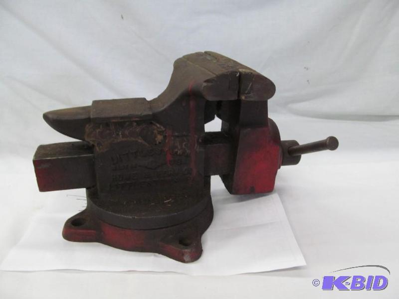 lot 37 image: Tool