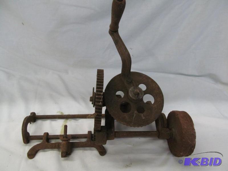 lot 50 image: Vintage