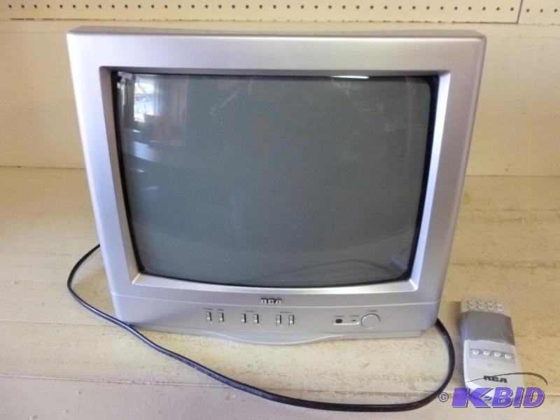 lot 141 image: RCA 14" color T.V, comes with remote, te...