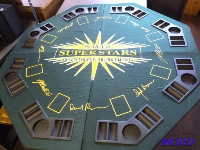 lot 142 image: Nice fold up poker table top that measures 47...
