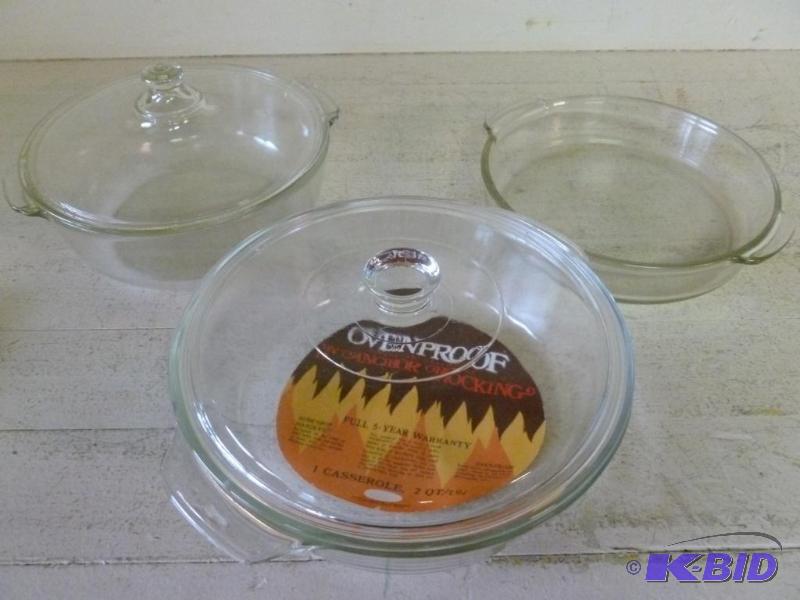 lot 47 image: Lot of kitchen items that includes a Anchor H...