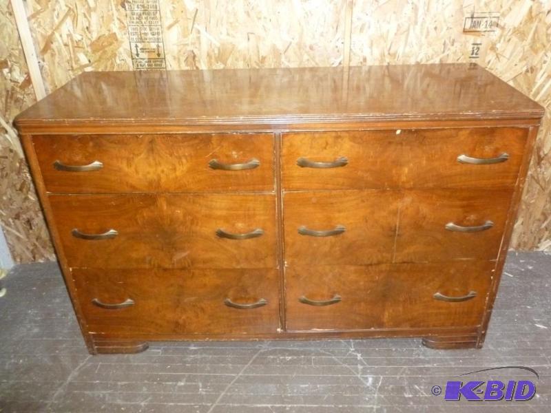 Vintage Huntley Furniture Six Drawer Dresser Manannah 121