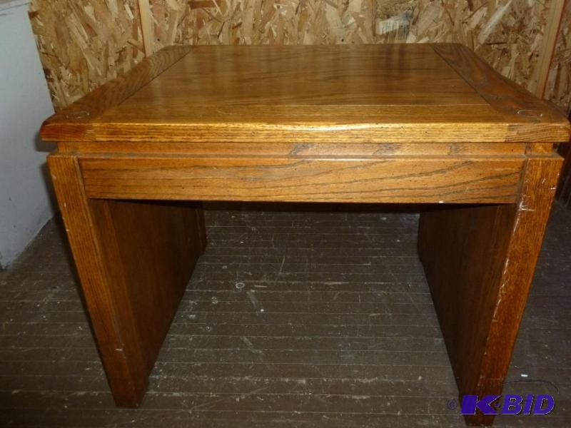 lot 9 image: Beautiful Solid Oak End Table that measures 2...