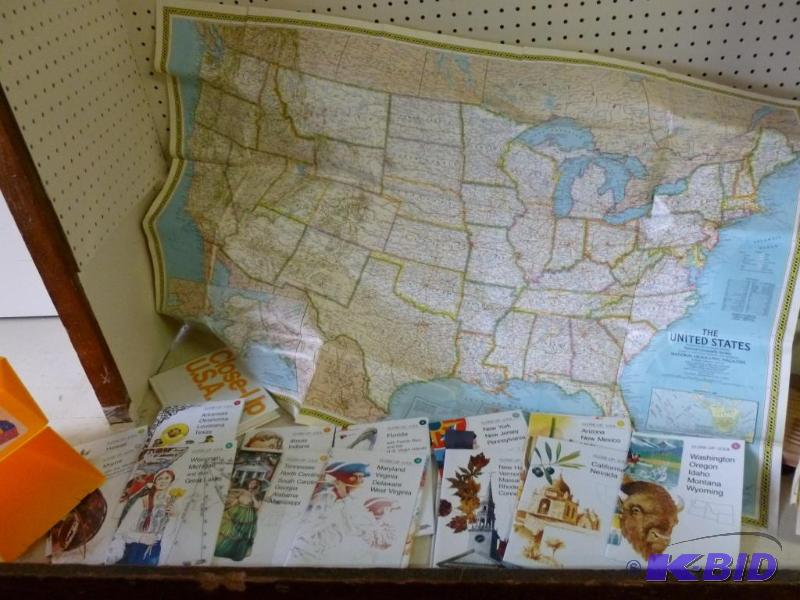 lot 94 image: National Geographic Society Close-Up USA info...