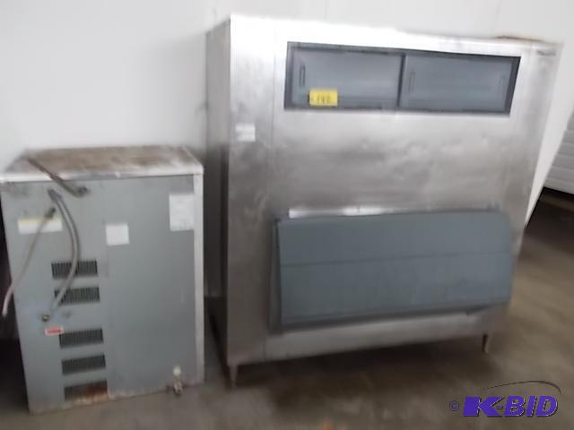 lot 142 image: Hoshizaki KM-1600MRH3 Ice Maker with Follett ...