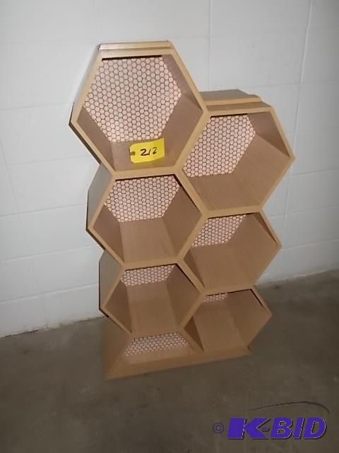 lot 212 image: 4 Display Unit...