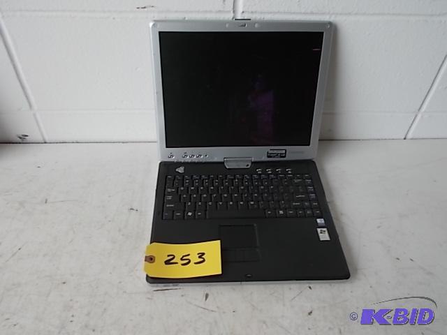 lot 253 image: Gateway M275 Laptop Computer, SN 034674712...