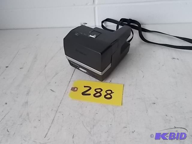 lot 288 image: Polaroid Sun 600 Camera...