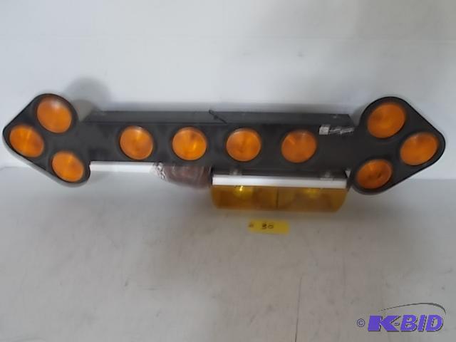 lot 30 image: Traffic Manager Light Bar with R2HDP Responde...