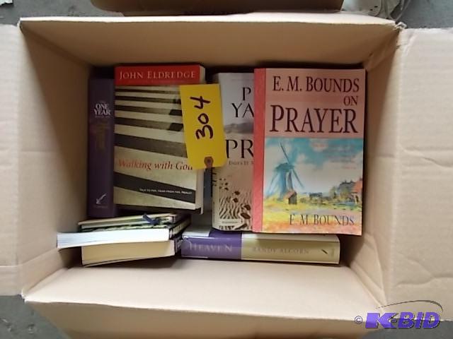 lot 304 image: Box of Asstd Books...