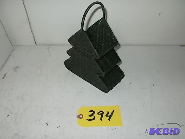 lot 394 image: (24) Chrismas Tree Baskets...