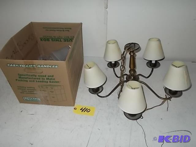 lot 410 image: Asstd Lights...