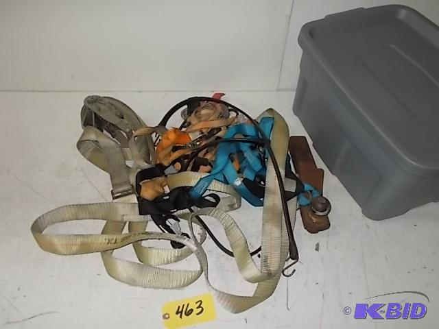 lot 463 image: Asstd Ratchet Straps with Tote...