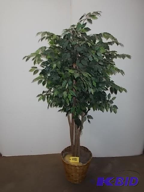 lot 492 image: 6 Faux Tree...