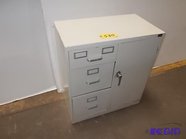 lot 530 image: Steel Cabinet...