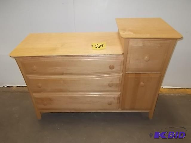 lot 539 image: Chest Of Drawers...