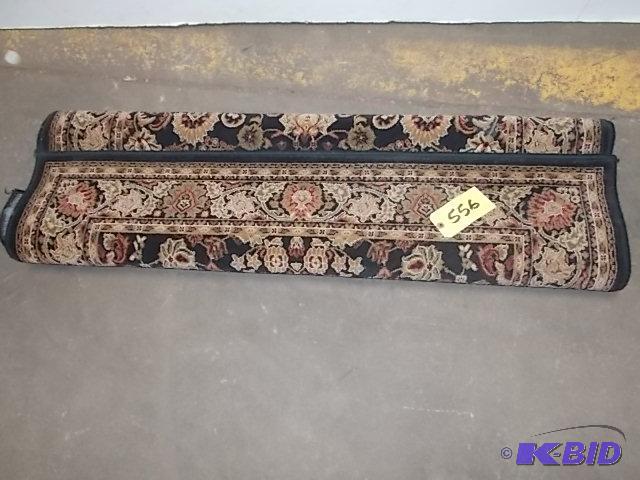 lot 556 image: Persian Classics Mahal Rug, 311 x 57"...