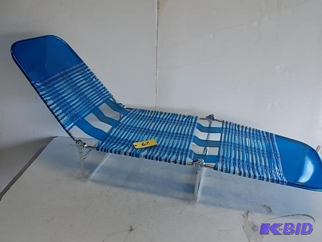 lot 67 image: Folding Lawn Chair, New...