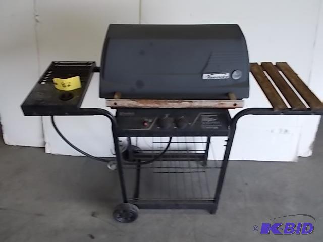lot 82 image: Kenmore Gas Grill...
