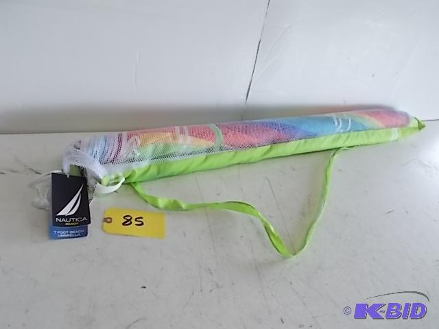 lot 85 image: Nautica 7 Beach Umbrella, New...